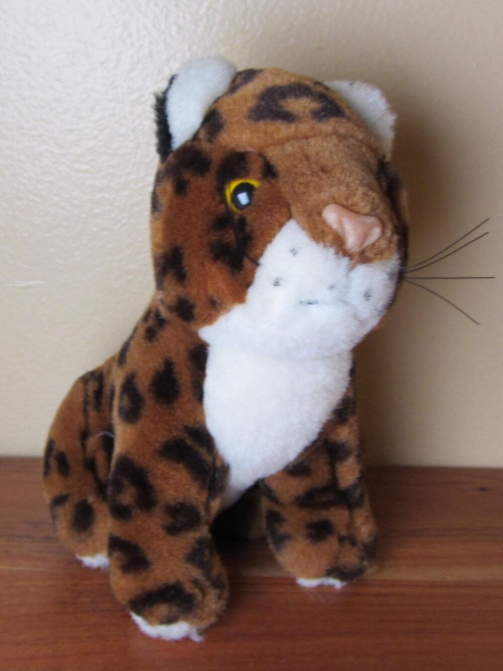 plush vintage 1983 K&M (now wild republic) leopard 7" (W6748)
